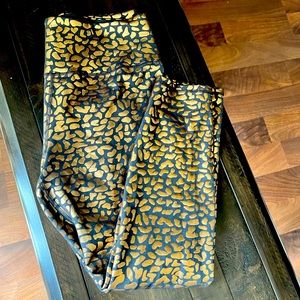 IVL collective chi chi power legging